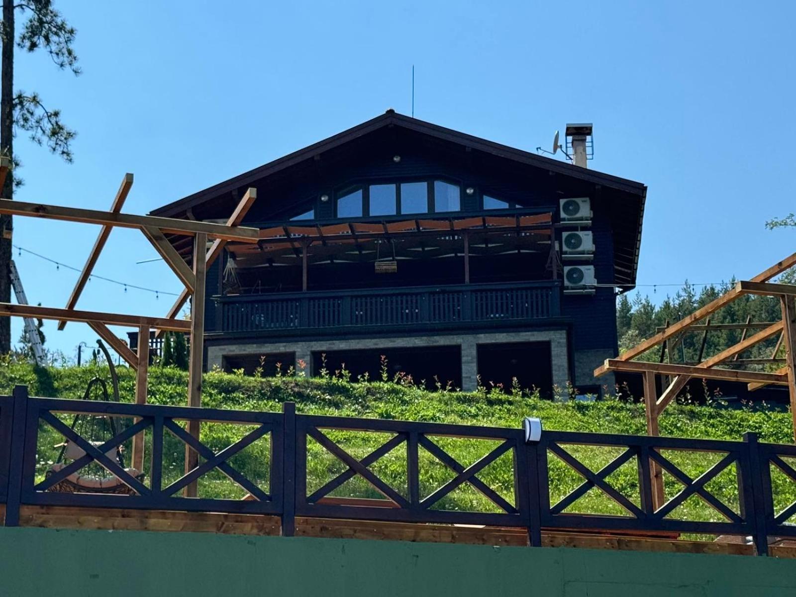 Villa Iskar Lake Residence By Bookvillabg Shtarkelovo Gnezdo Buitenkant foto