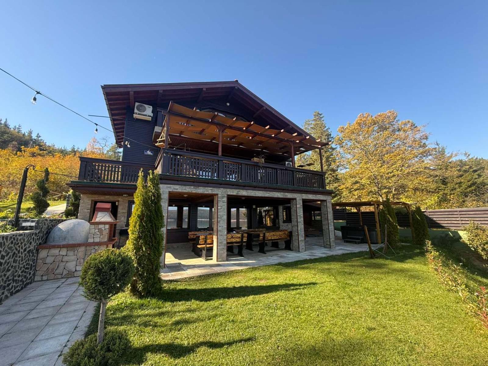 Villa Iskar Lake Residence By Bookvillabg Shtarkelovo Gnezdo Buitenkant foto